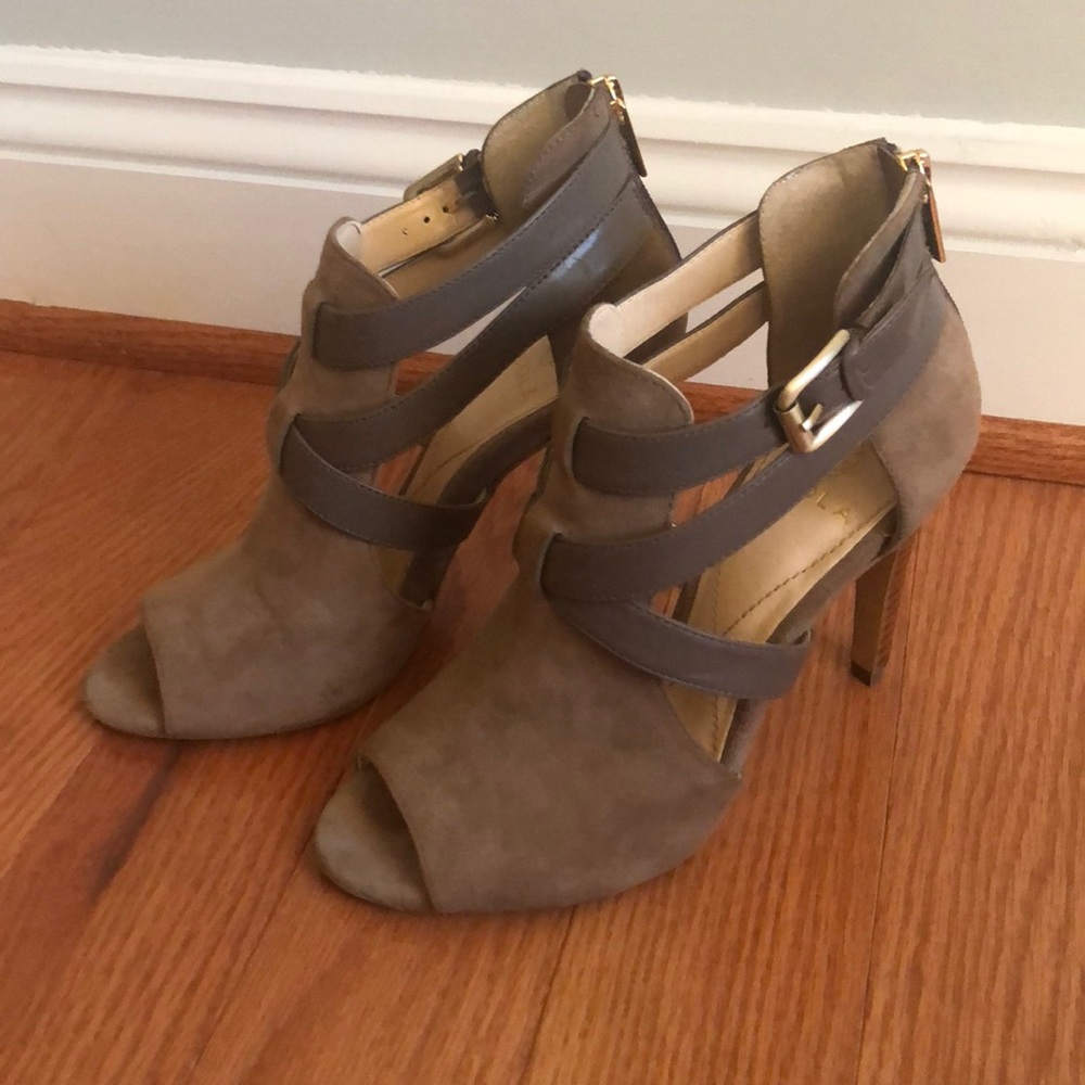 Isola Heels